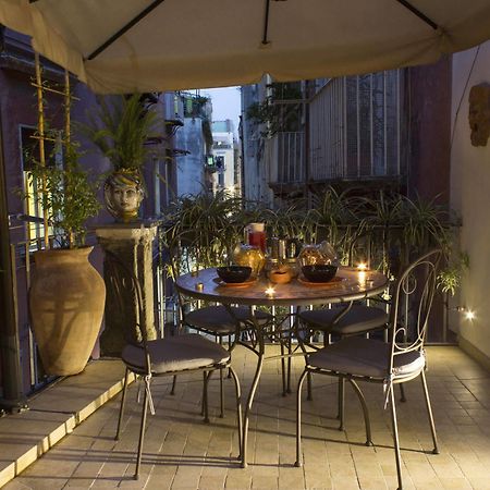 Casa Latina Bed & Breakfast Napoli Ngoại thất bức ảnh