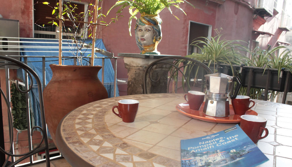 Casa Latina Bed & Breakfast Napoli Ngoại thất bức ảnh