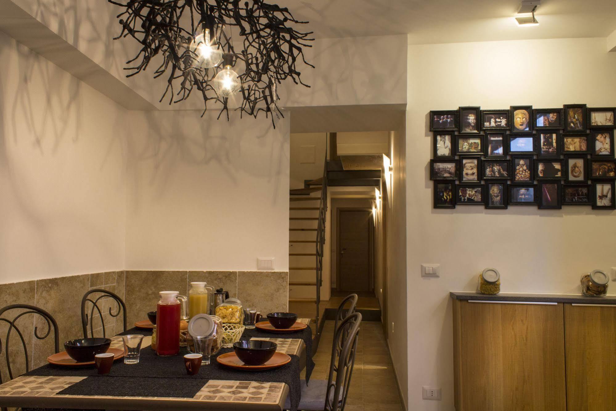 Casa Latina Bed & Breakfast Napoli Ngoại thất bức ảnh