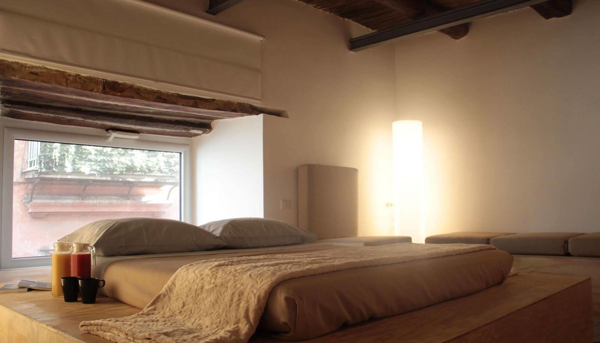Casa Latina Bed & Breakfast Napoli Ngoại thất bức ảnh