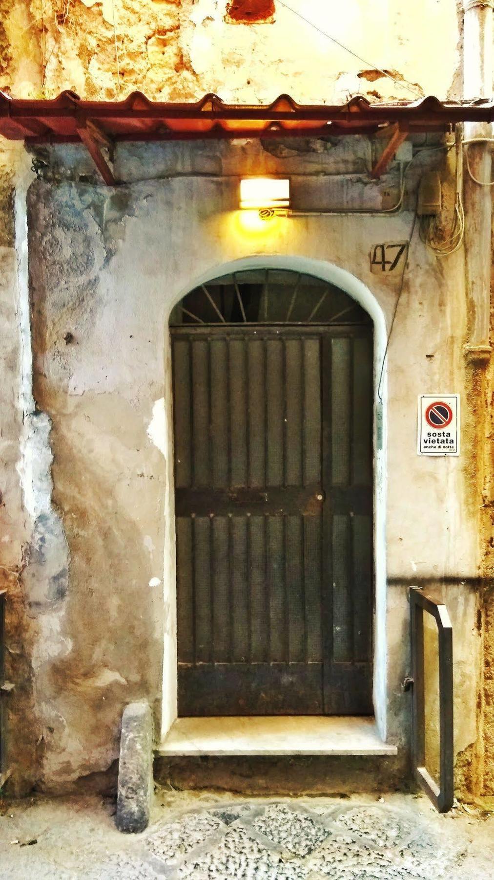 Casa Latina Bed & Breakfast Napoli Ngoại thất bức ảnh